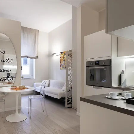 Fifty Eight Suite Milan Repubblica Exterior photo